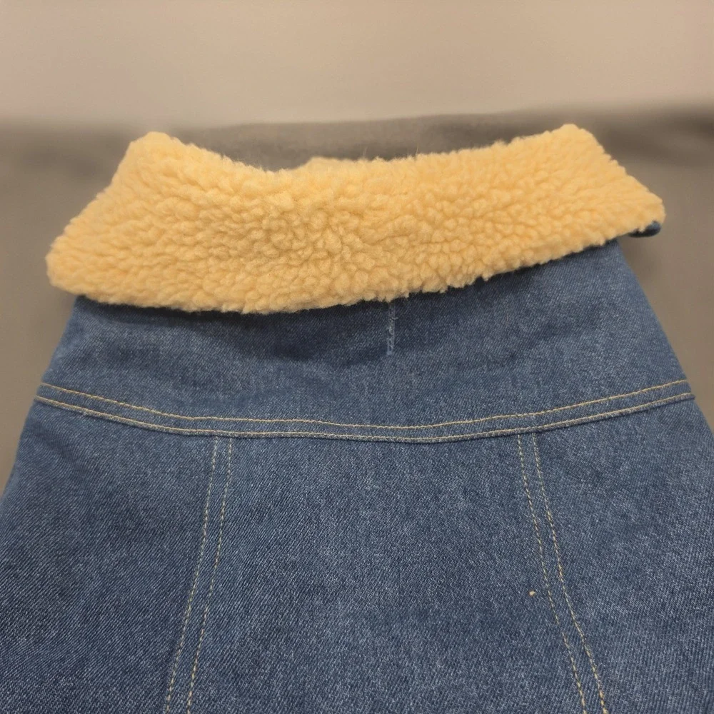New GAP Denim & Sherpa Dog Coat Reversible Size Large Dog Vest.  J
